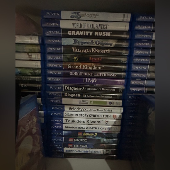 Huge PS Vita Collection - Picture 8 of 11